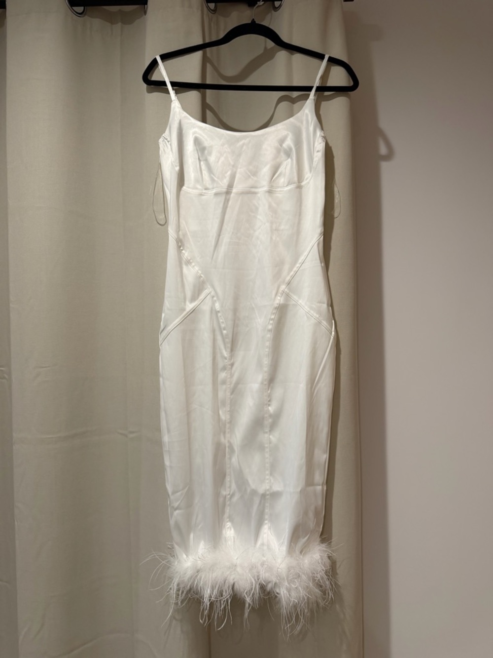 Selfie Leslie Hopelessly Devoted Feather Trim Midi  Dress